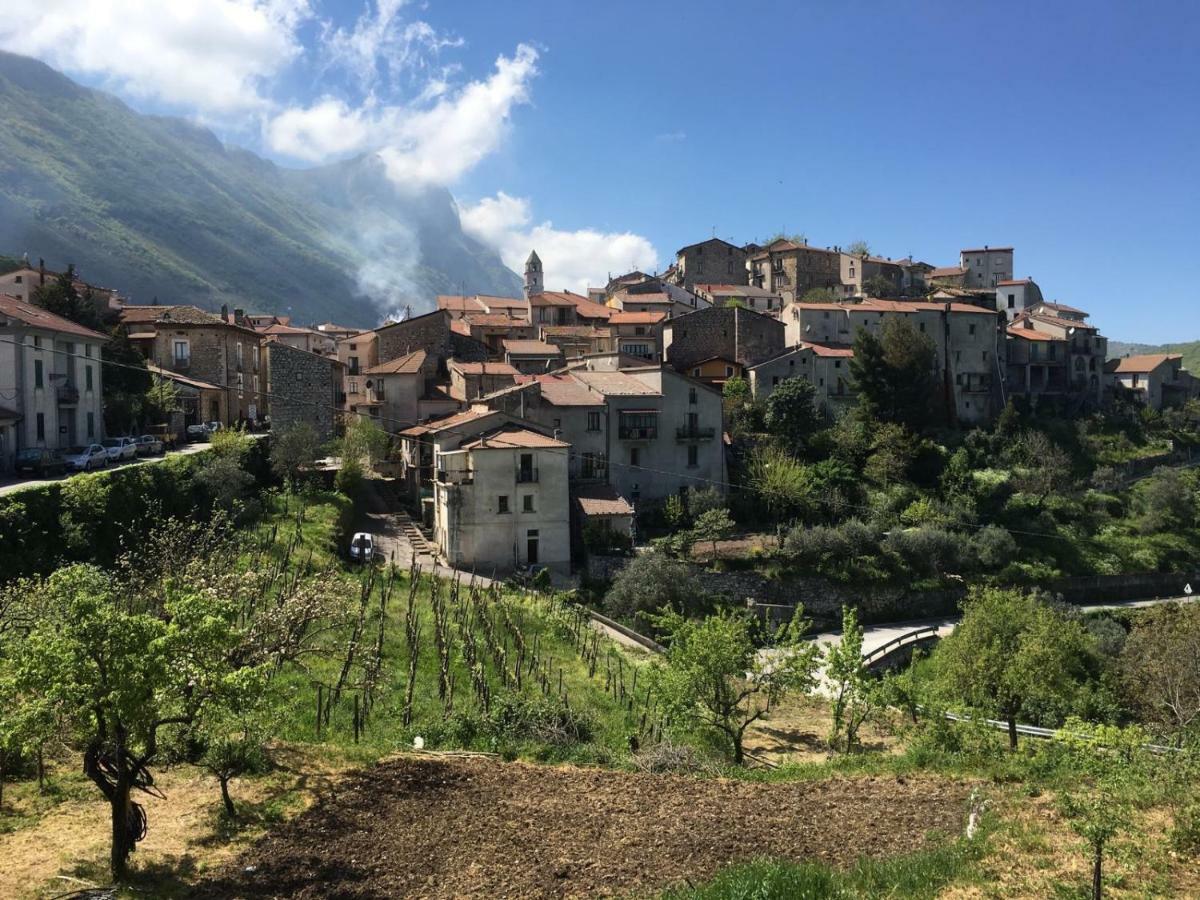 Casa Sarlo Aparthotel Petina Buitenkant foto