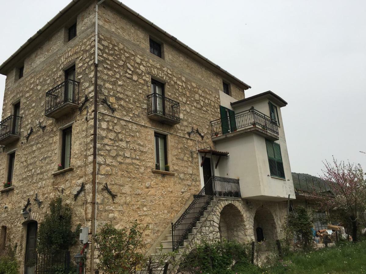 Casa Sarlo Aparthotel Petina Buitenkant foto