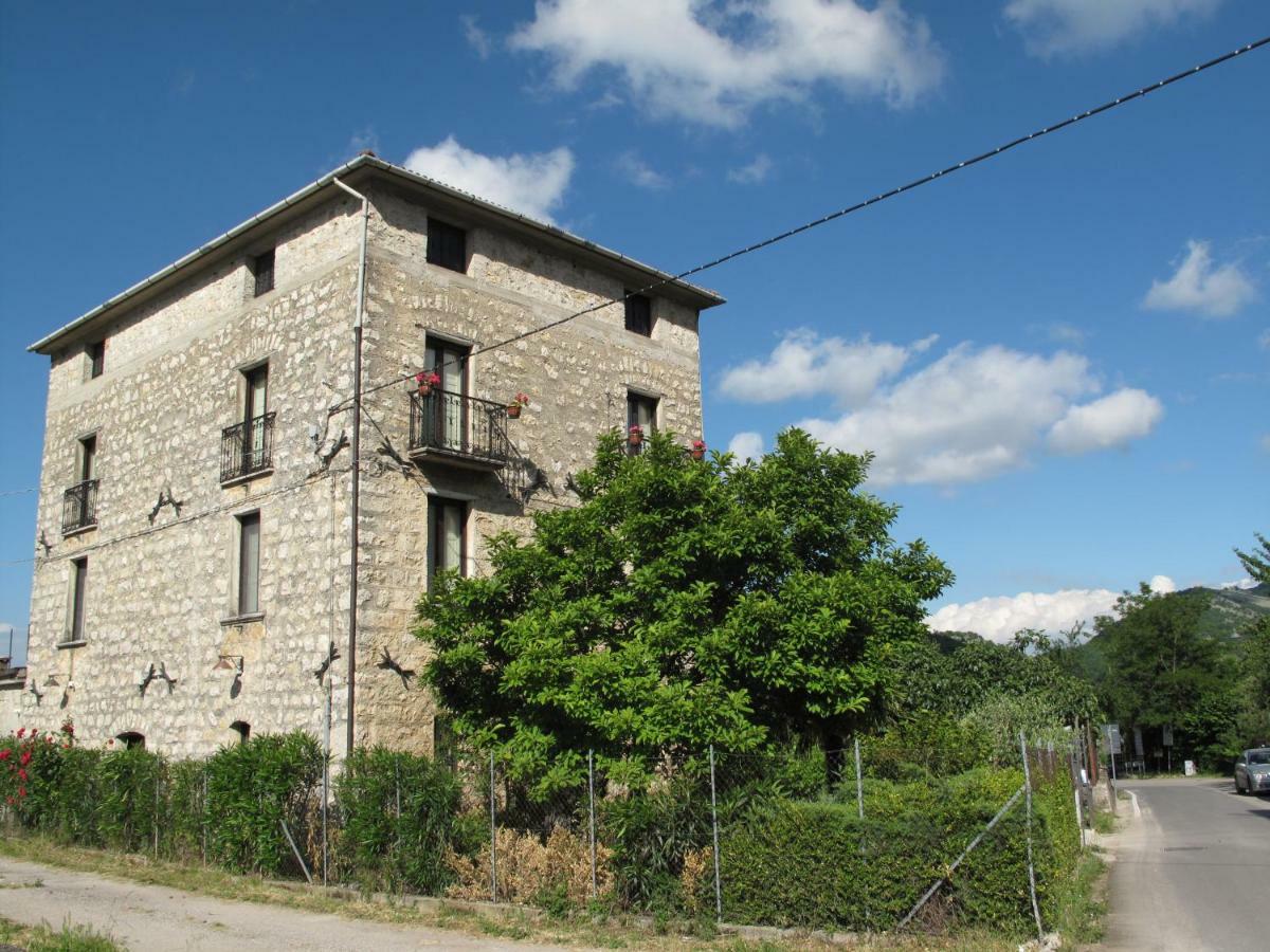 Casa Sarlo Aparthotel Petina Buitenkant foto