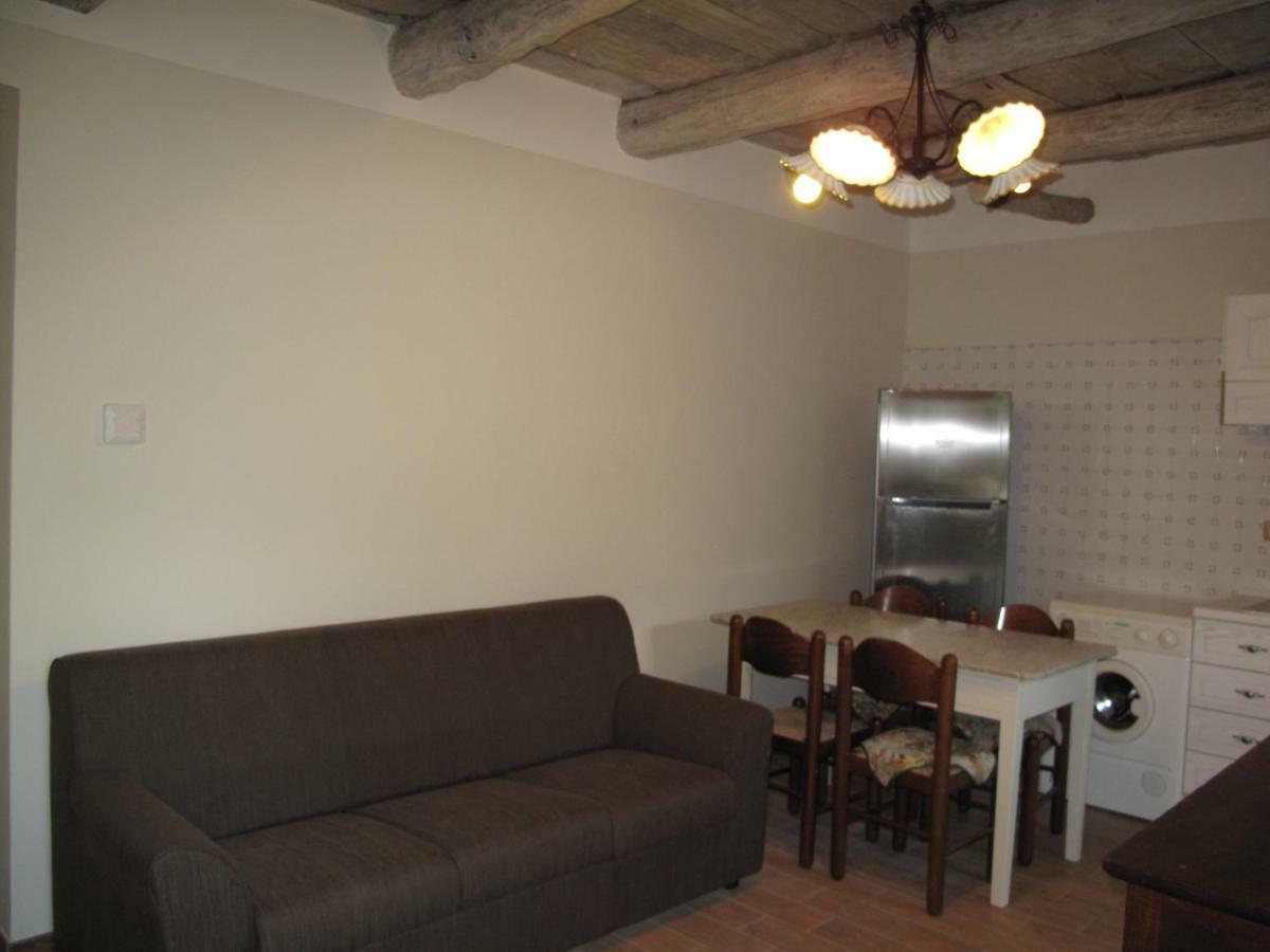 Casa Sarlo Aparthotel Petina Buitenkant foto