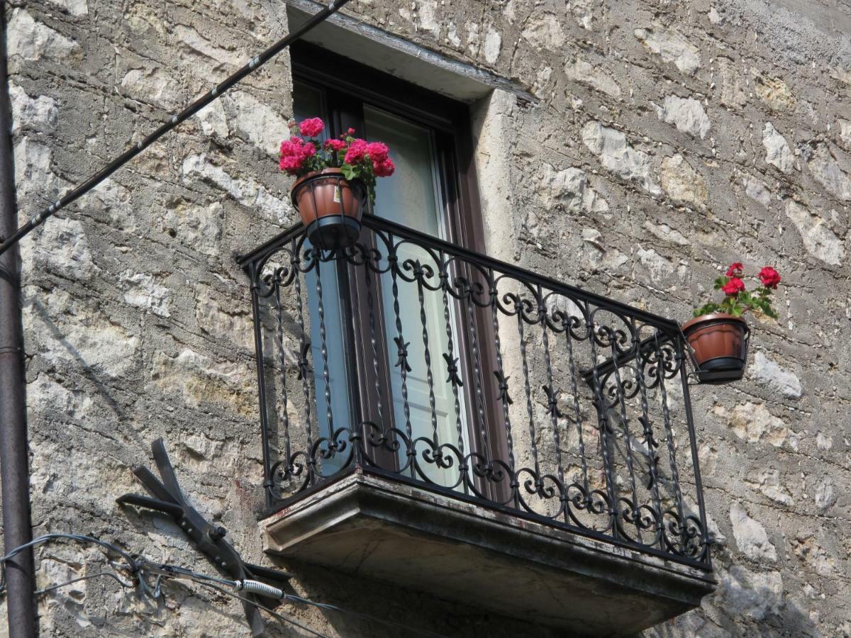 Casa Sarlo Aparthotel Petina Buitenkant foto