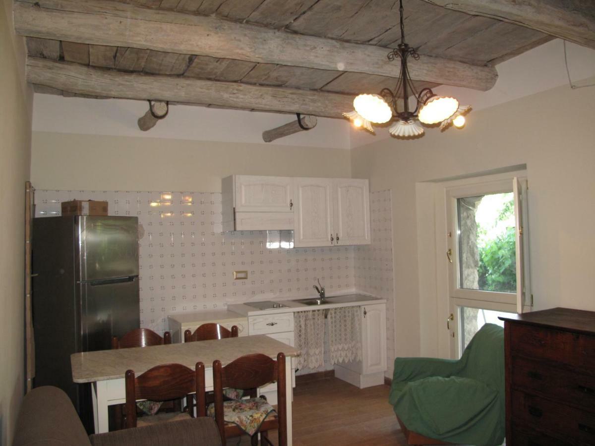 Casa Sarlo Aparthotel Petina Buitenkant foto