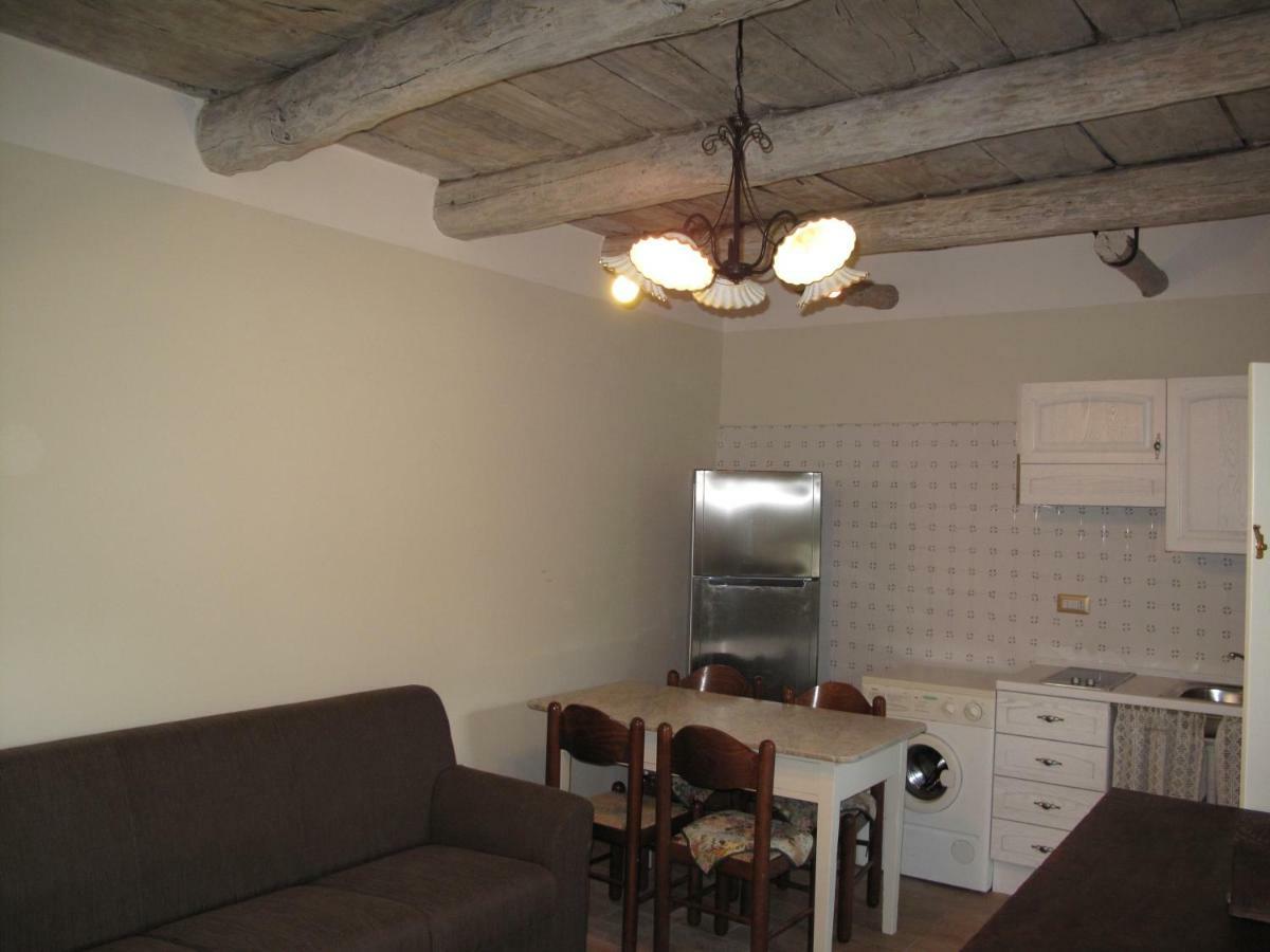 Casa Sarlo Aparthotel Petina Buitenkant foto