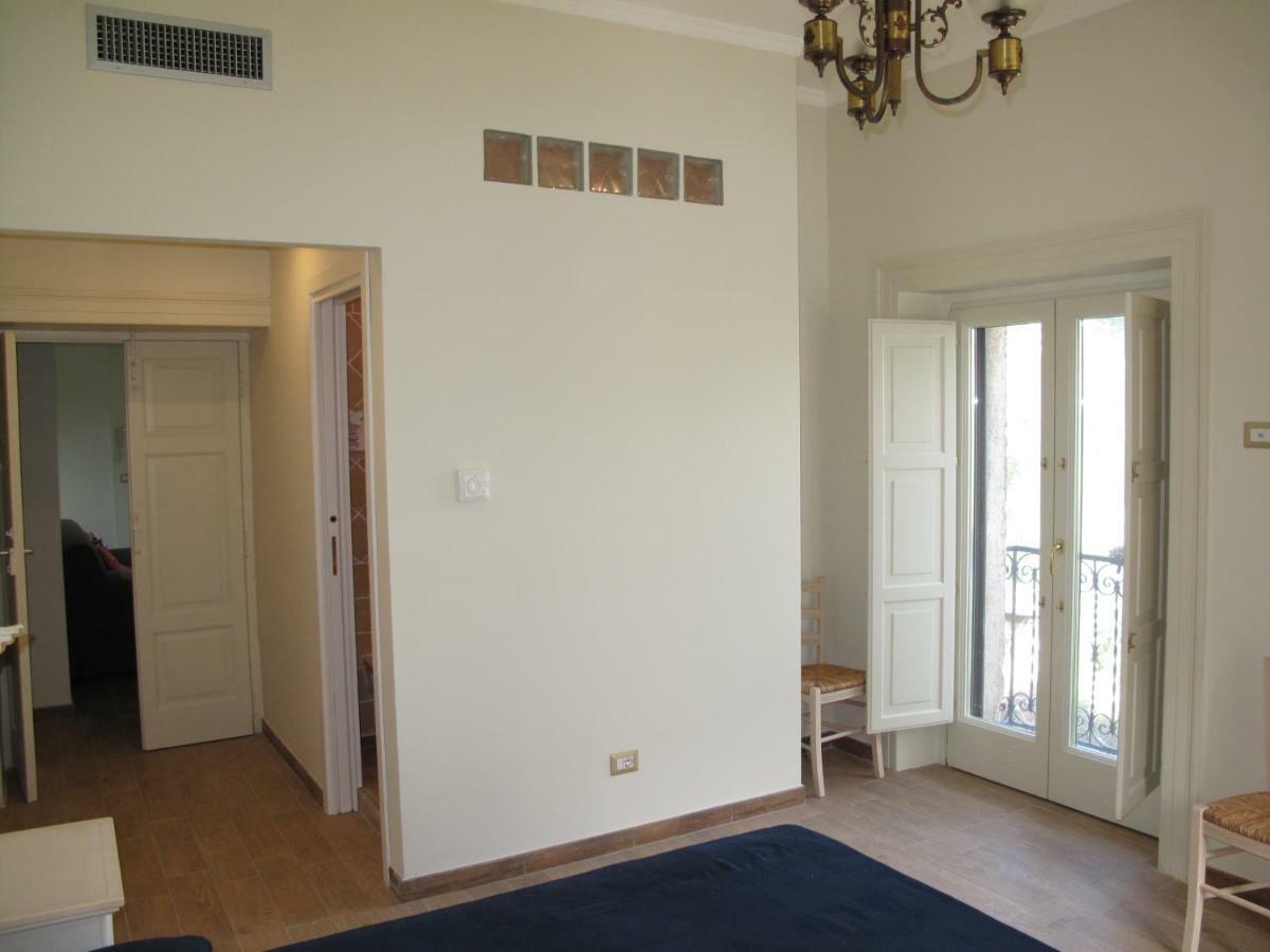 Casa Sarlo Aparthotel Petina Buitenkant foto