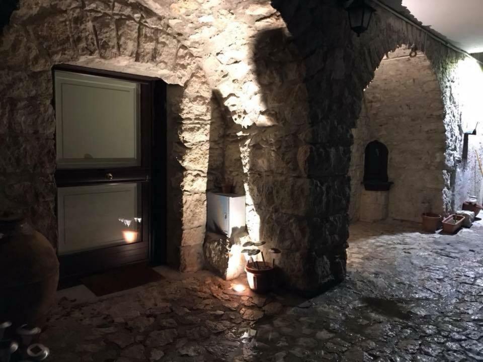 Casa Sarlo Aparthotel Petina Buitenkant foto