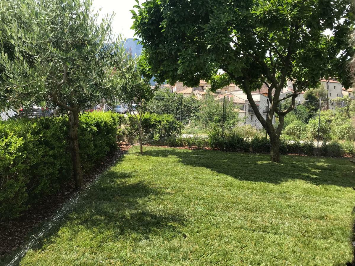 Casa Sarlo Aparthotel Petina Buitenkant foto
